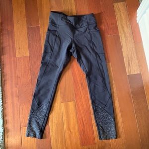 Lulu! Size 4 7/8 fast and free reflective